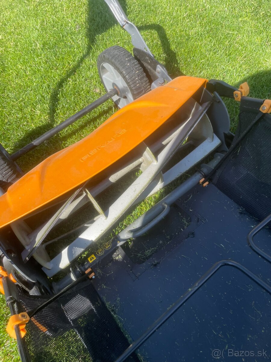Vretenova kosačka Fiskars