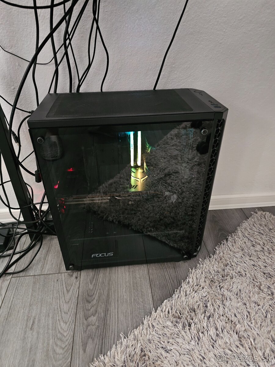 HERNÝ PC 5800X3D, 6800XT 16GB