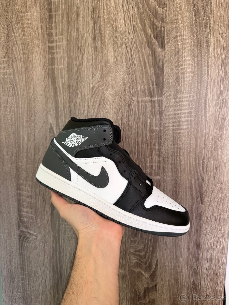 Pánske topánky Nike Air Jordan 1 Mid