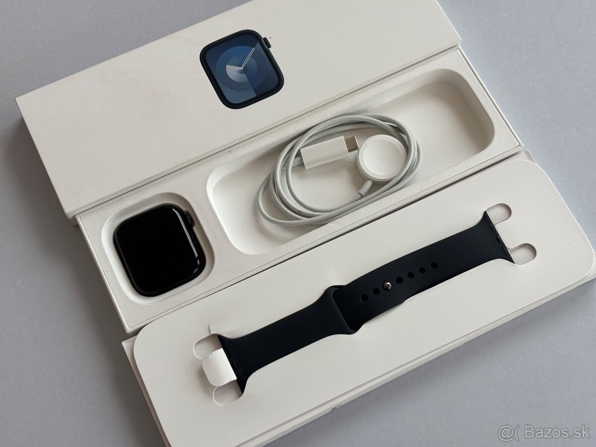 Apple Watch 9 45mm Midnight + Záruka