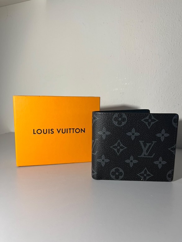 Louis Vuitton – Monogram Eclipse