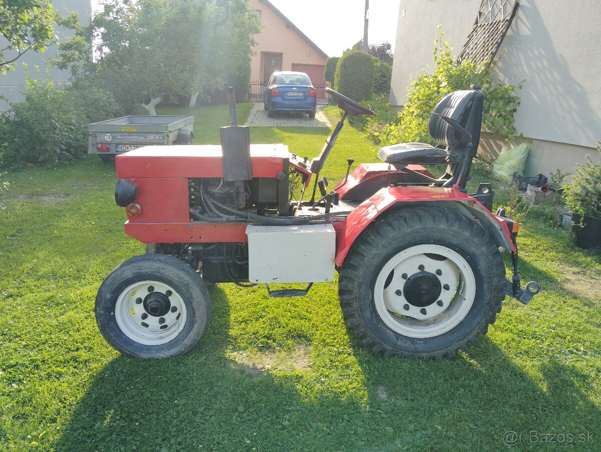 Predám doma robený traktorík