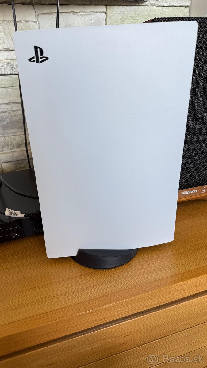 PS 5 825GB s mechanikou