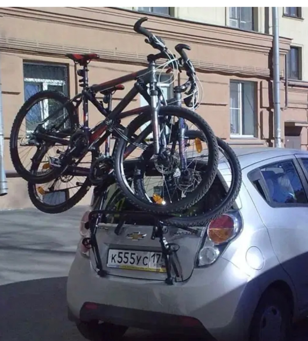 Nosic 3 bicyklov na piate dvere
