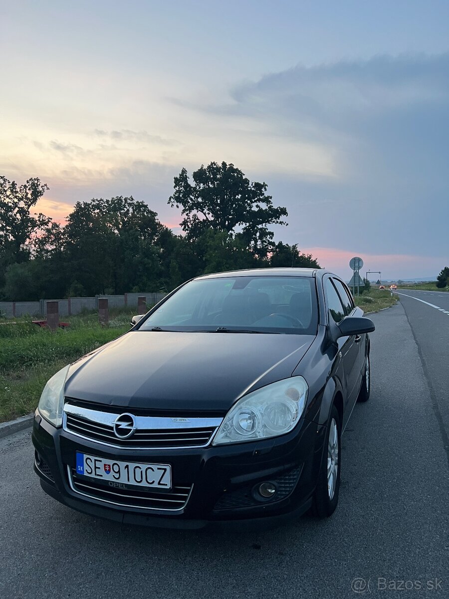 Opel Astra H 1.8 benzín 103Kw