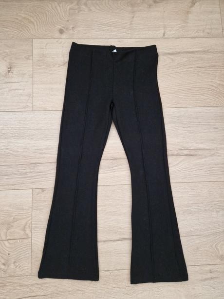 Nohavice Zara 152 elastické čierne, Reserved zelené 146