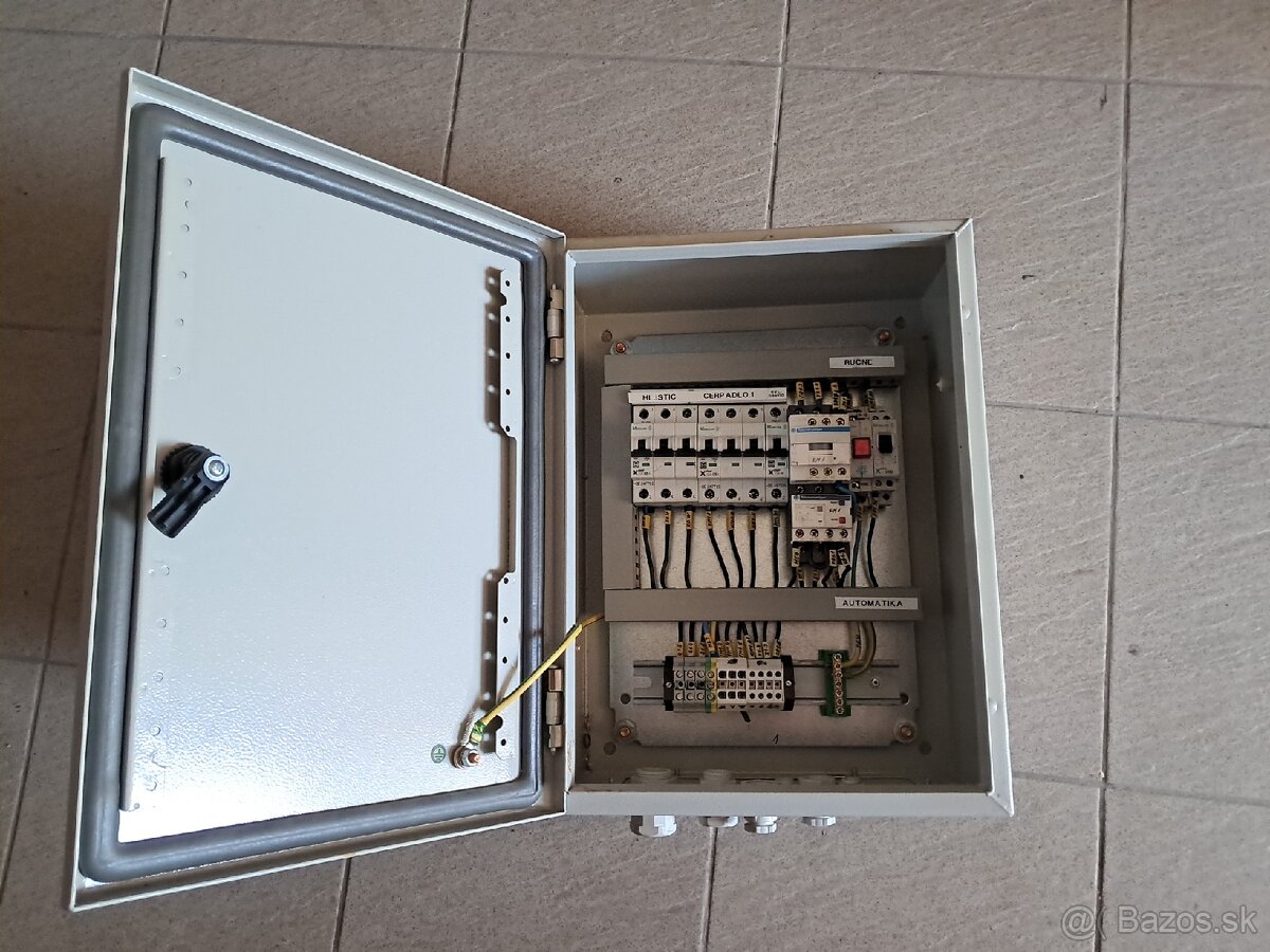 rozvodova skrina so zapojenim