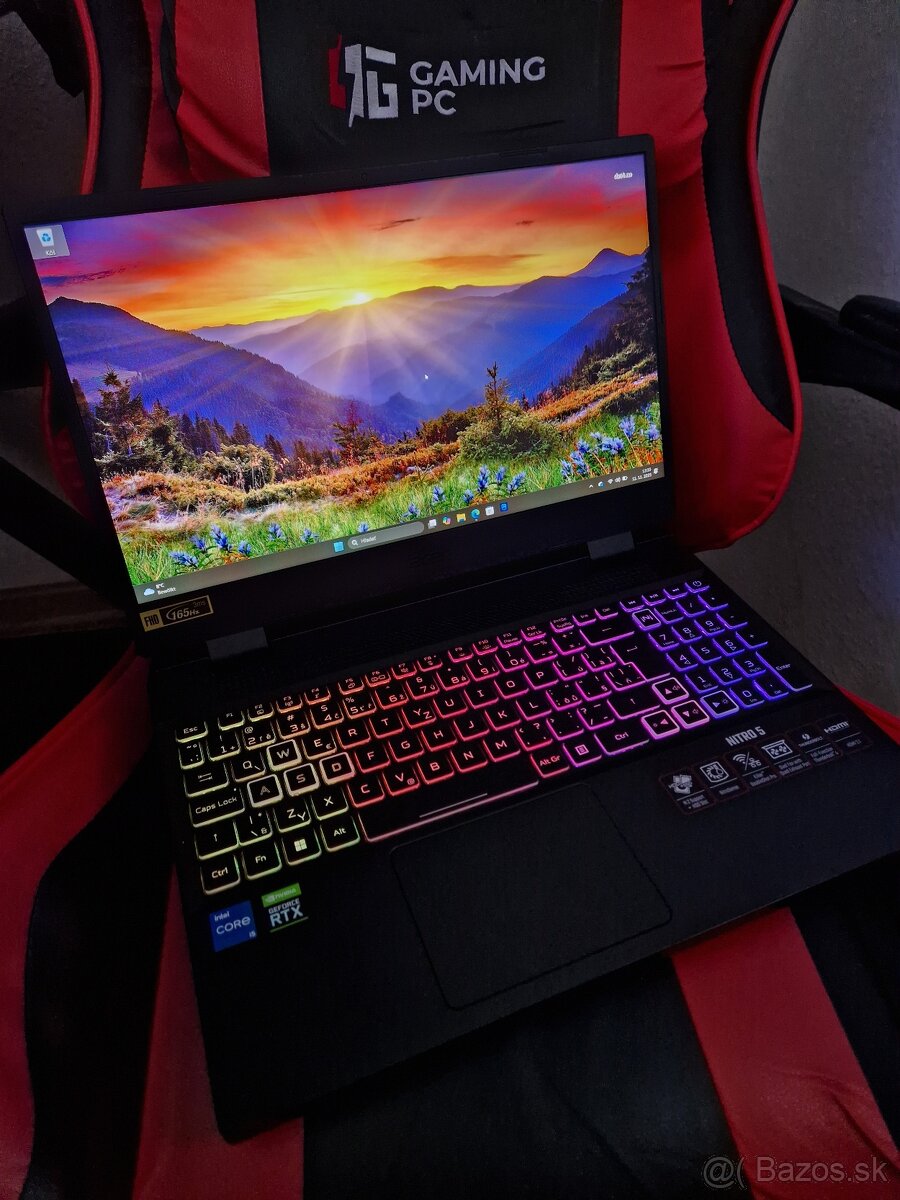 Predám Acer Nitro 5 Obsidian Black