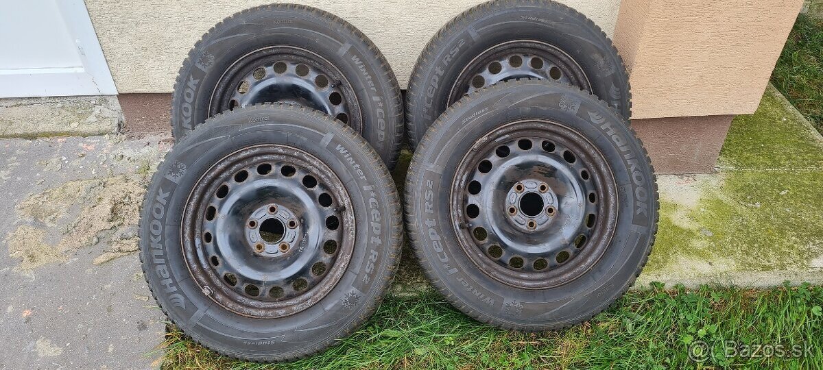 Zimne pneu 215/65r16