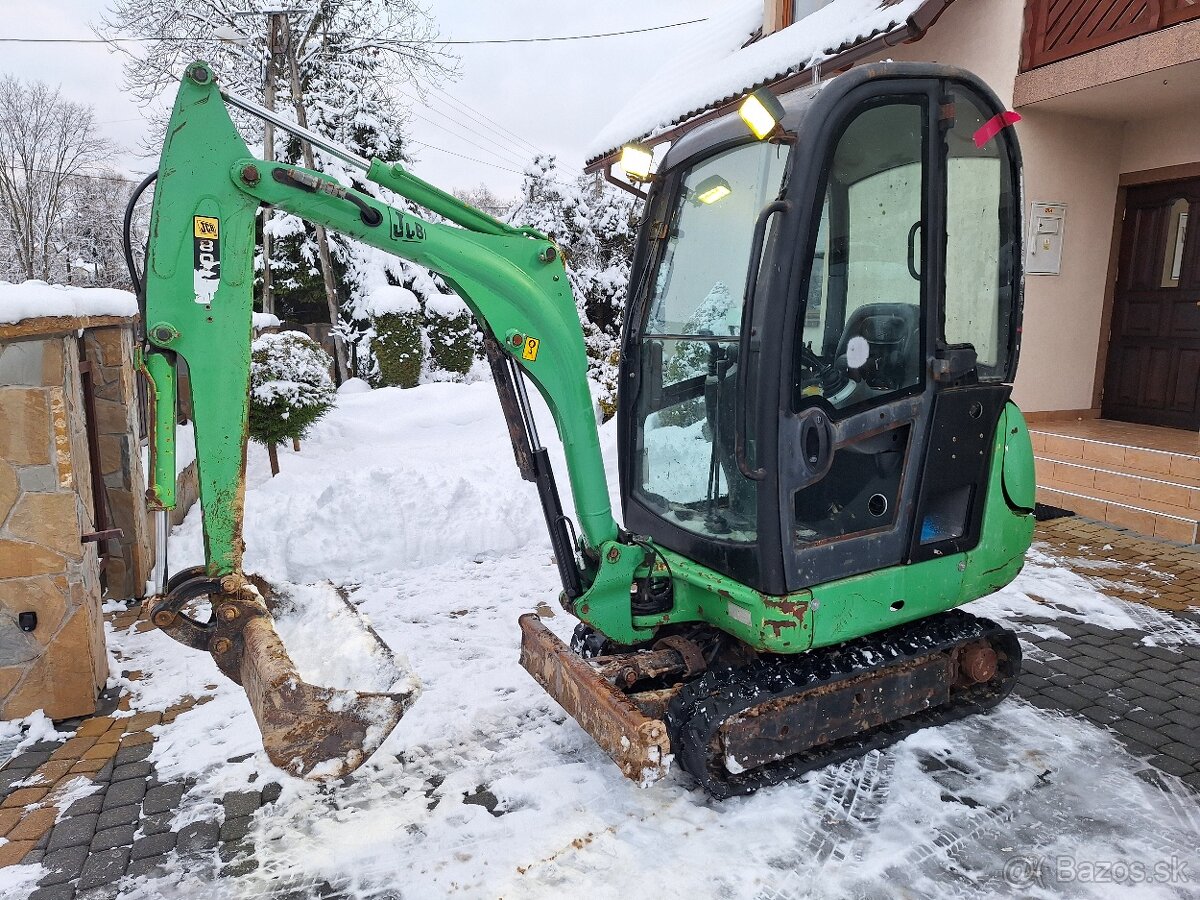 Minibager Jcb 8016