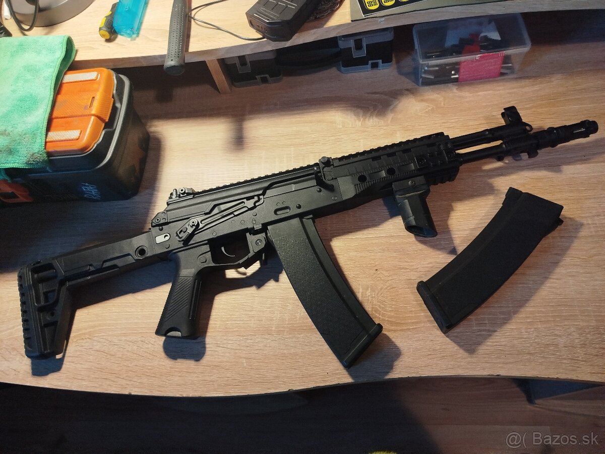 AK12 wellpro, Mk23 Tokyo Marui