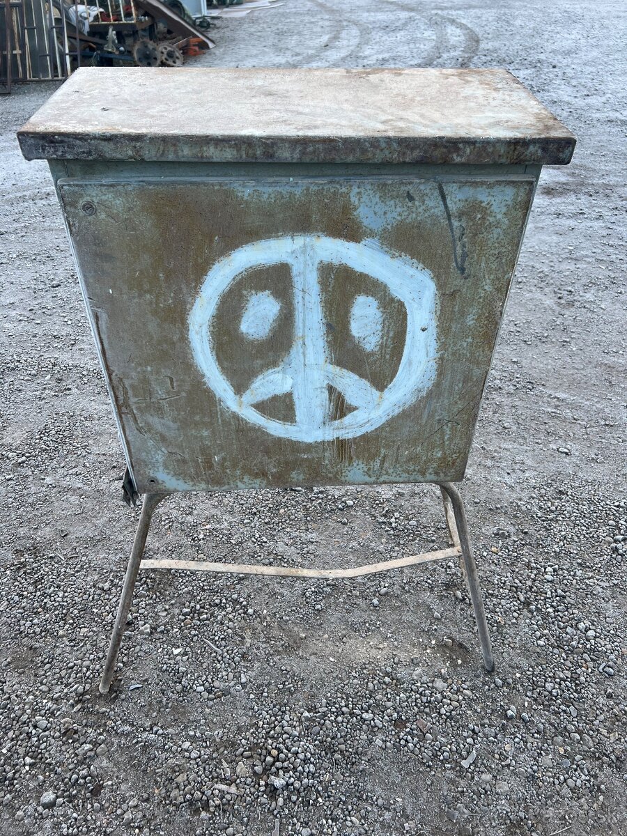 Stavebny rozvadzac antonik