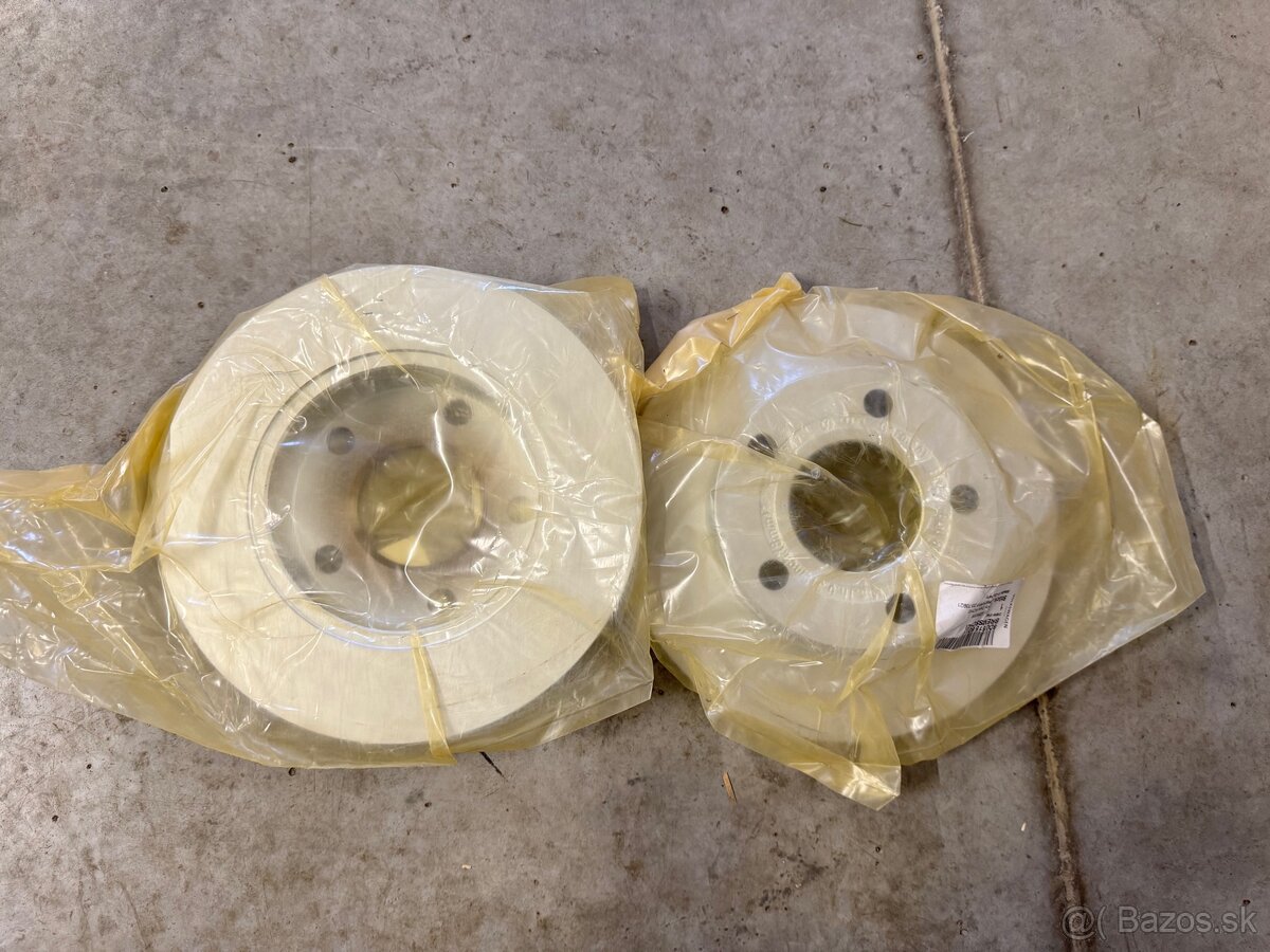 Zadné brzdové kotúče