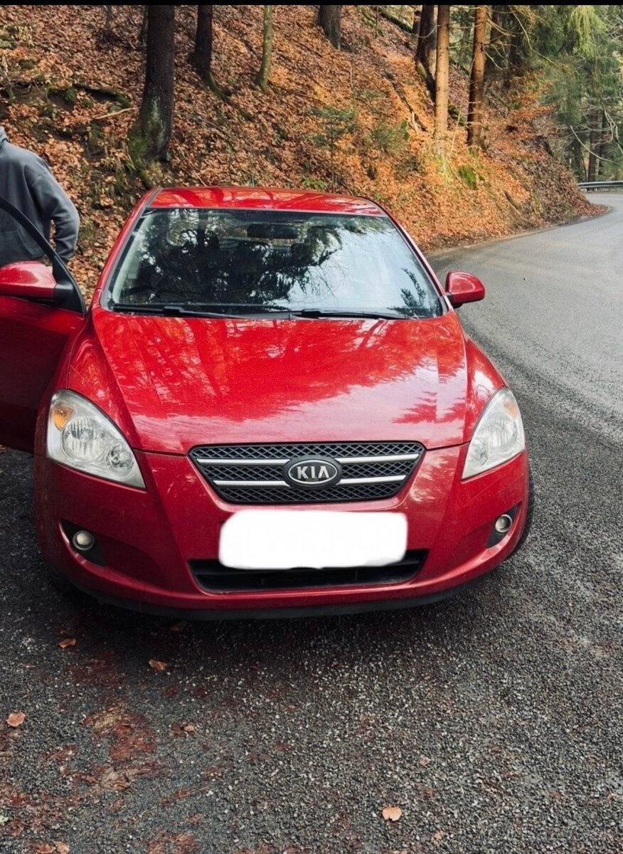 Predám Kia ceed 77kW