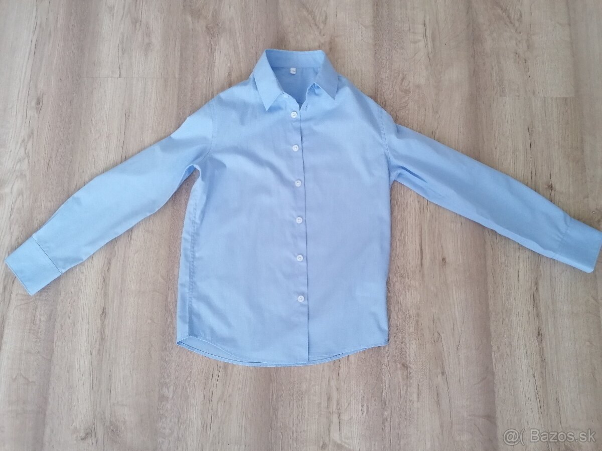 Chlapčenská modrá košeľa. Veľkosť: EU 140