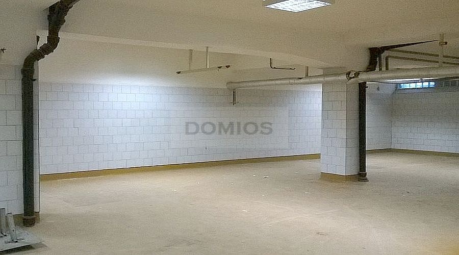 4 samost. sklady (26-204 m2, 1.PP, nakl. rampa, výťah, KE-V)