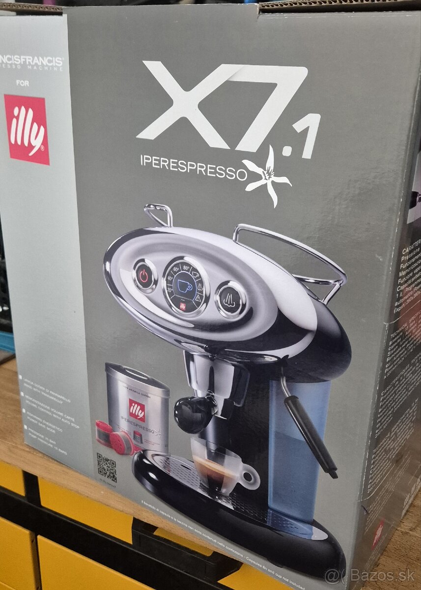 Kávovar Illy