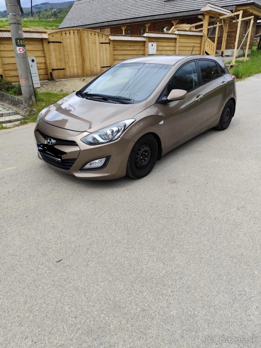 Hyundai i30 1.4 16V 73KW R.V 2013