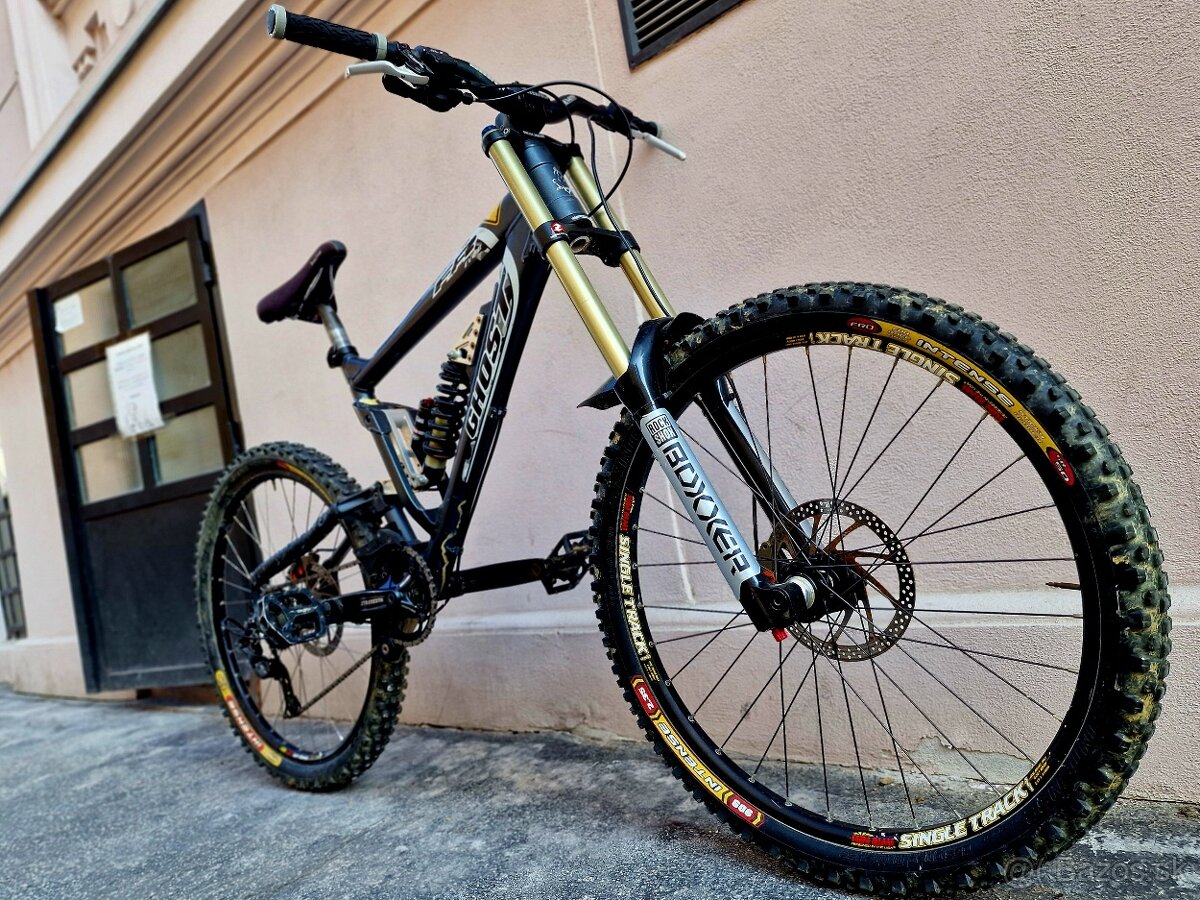 Freeride downhill bike celoodpružený bicykel Ghost