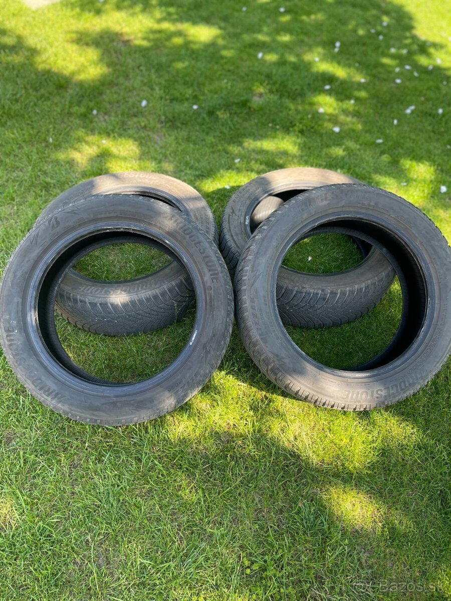 Bridgestone Blizzak lm005 205/55 R17