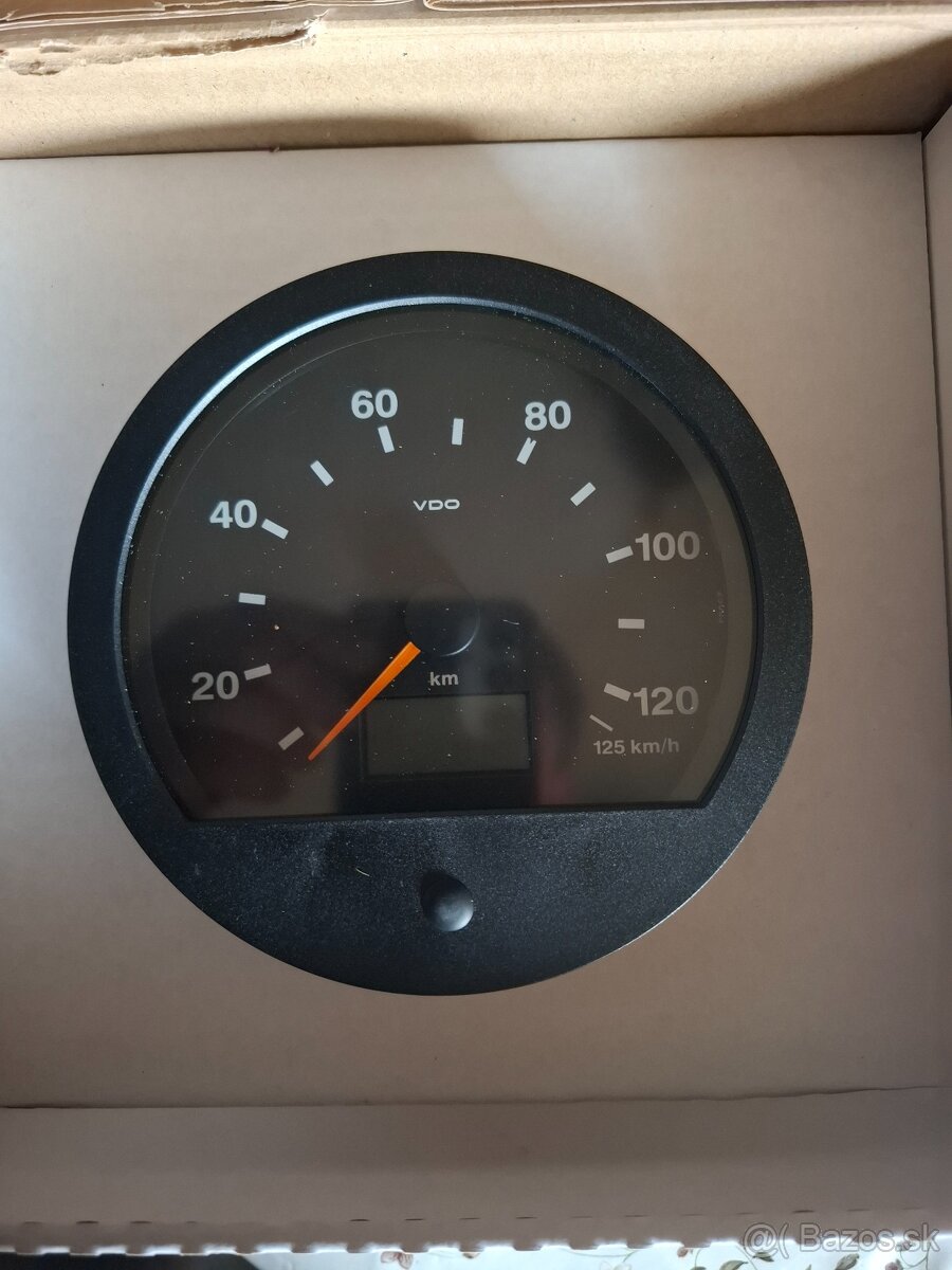 Elektoronicky tachometer tatra VDO