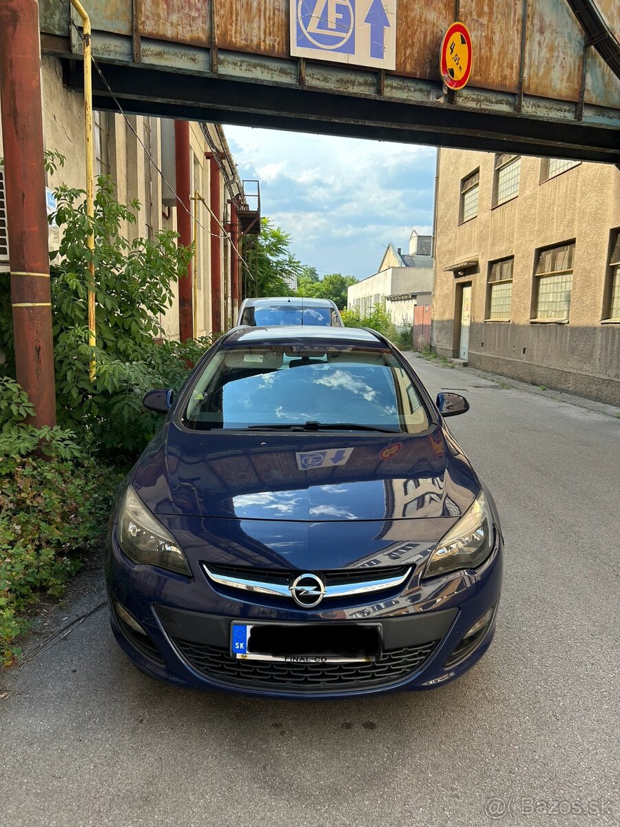Opel Astra J combi