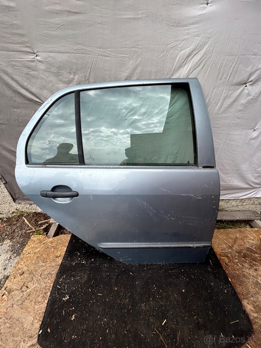 Zadne prave dvere skoda fabia