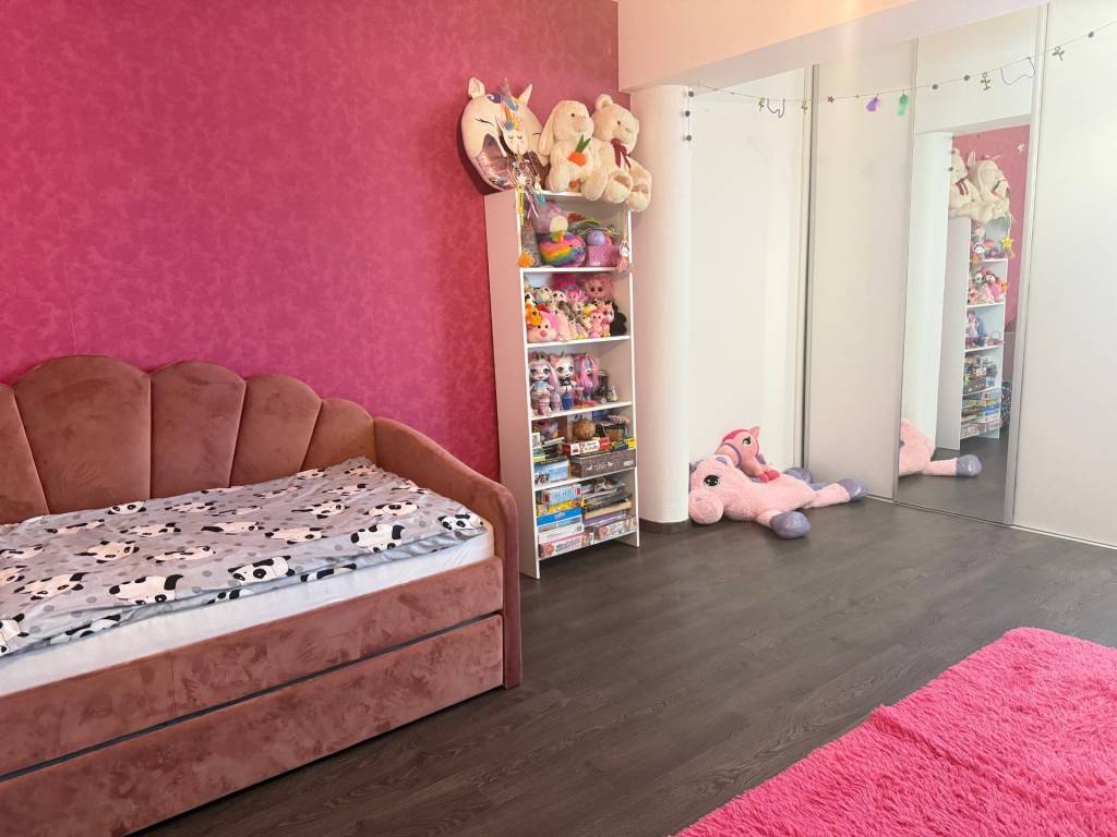 TO-krásny a veľký 4-izbový byt 132,5m2 s loggiou,COLORHAUSE