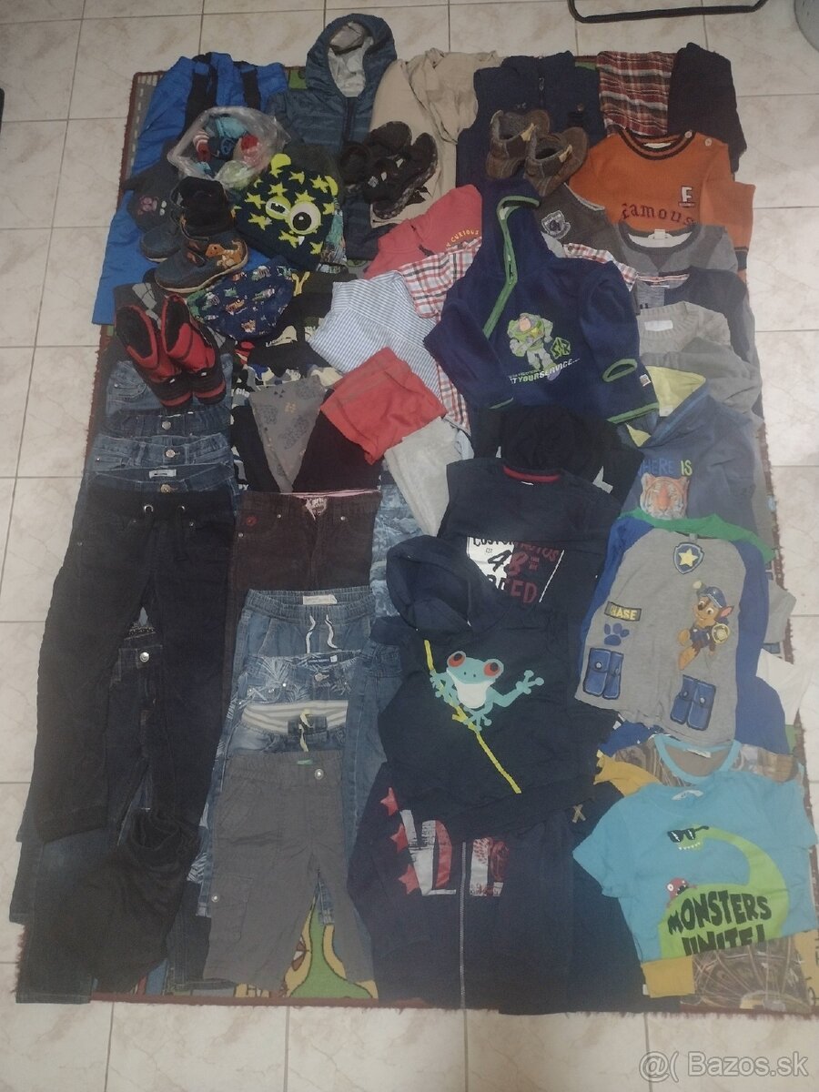 Balík 4-5R, veľkosť 110, 70 ks oblečenia, 1 KS 0,50€.