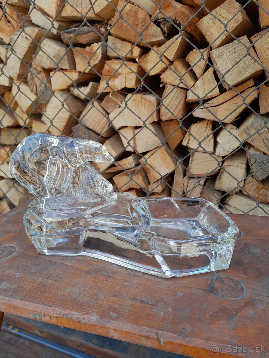 Predám sochu medevede