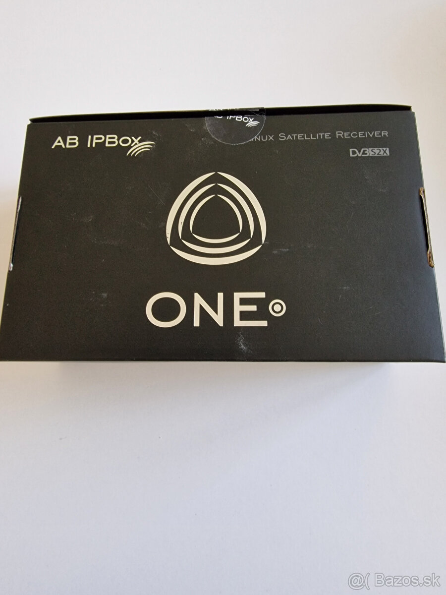 AB IPBox One
