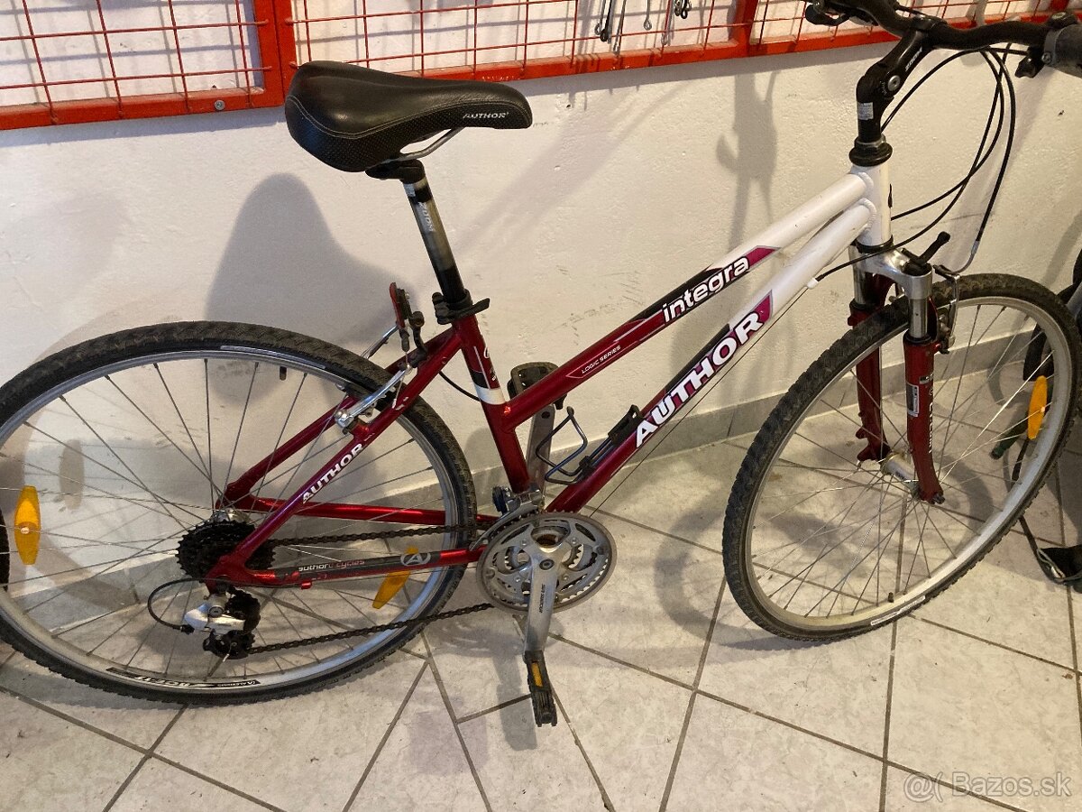 Trekingový bicykel- damsky