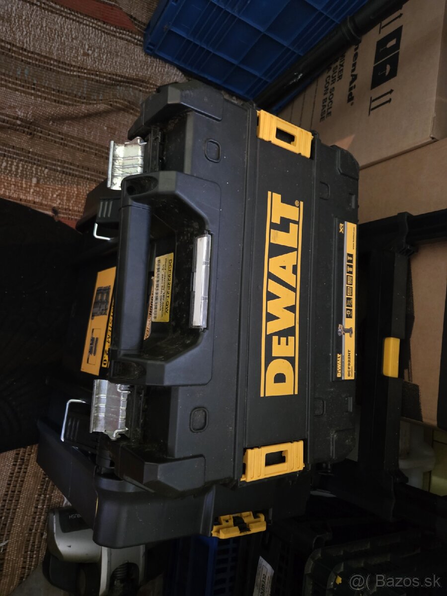 Dewalt ulozny system na aku razovu