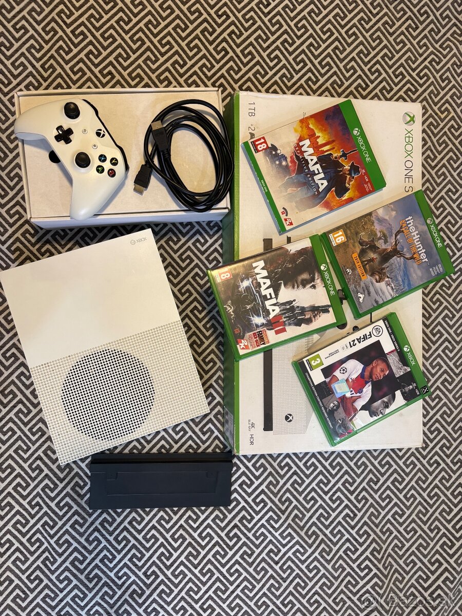 Xbox One S 1TB