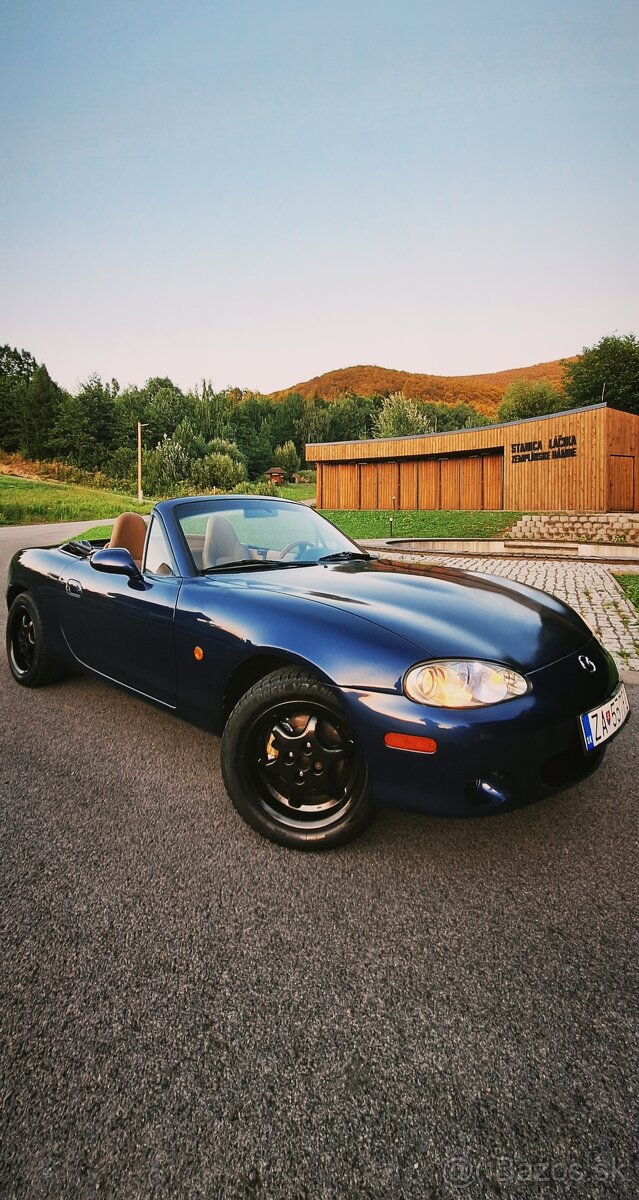 • Mazda Miata MX-5 NB 1.6 roku výroby 2001 •