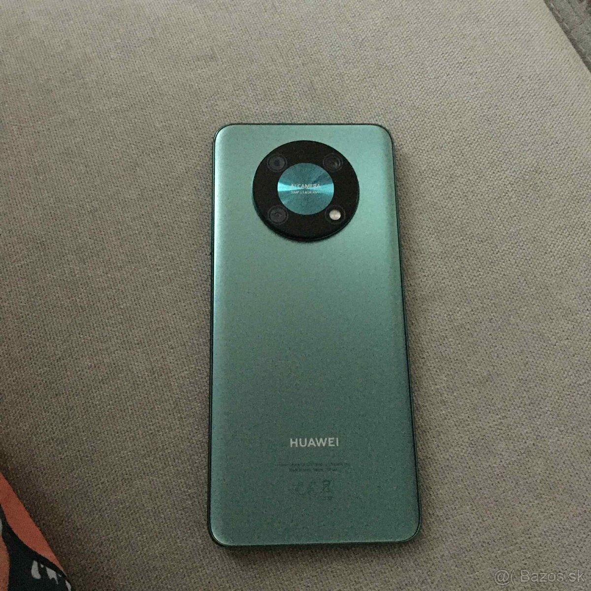 Predám Huawei nova y90