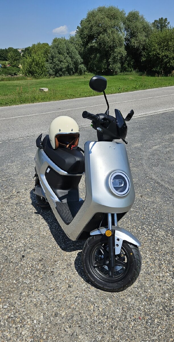 NIU MQi+ Sport, + darček