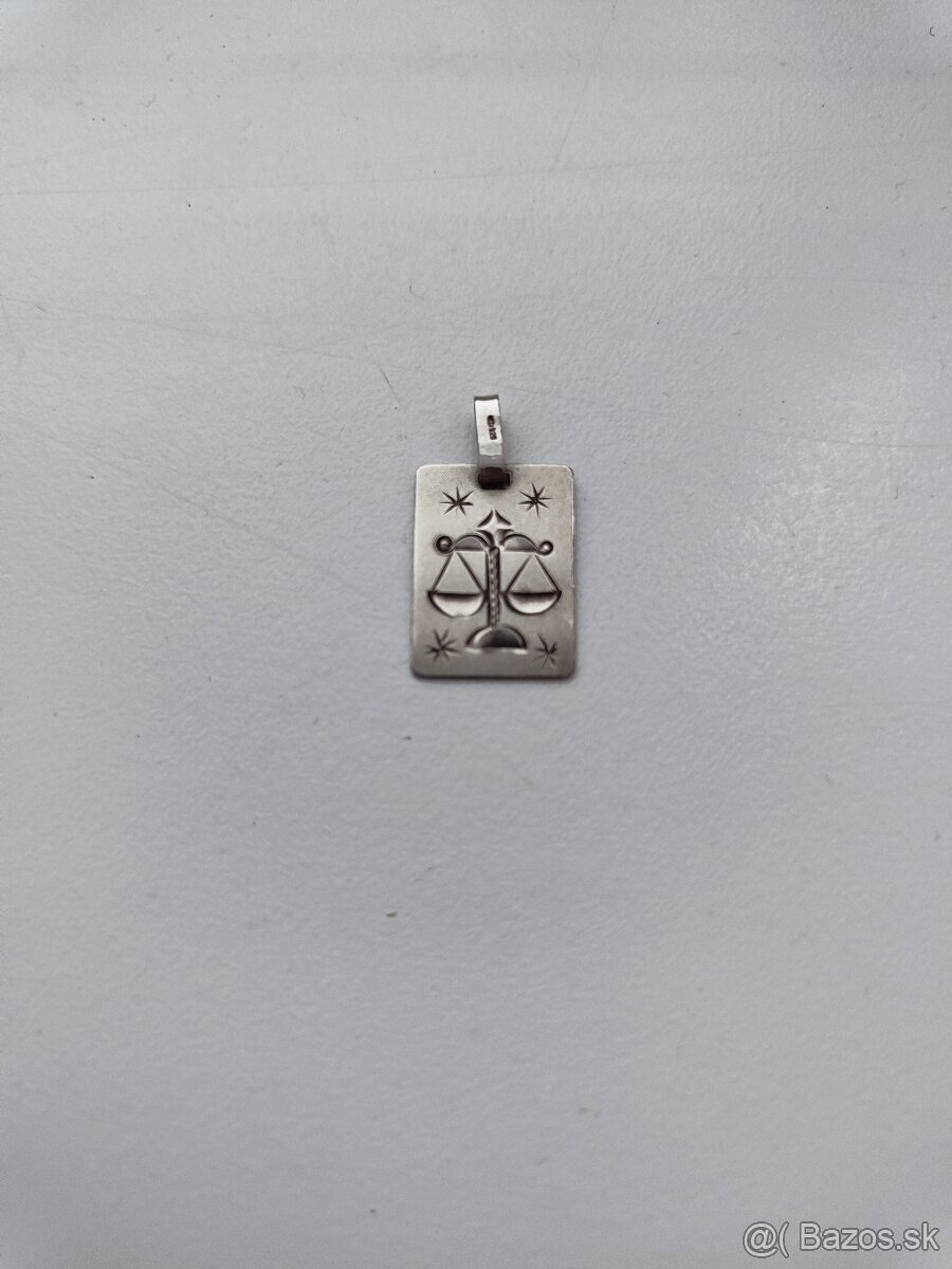 Strieborný prívesok Váhy