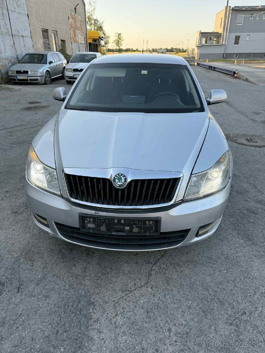 Rozpredám na diely škoda octavia 2 facelift 1.6 77kw