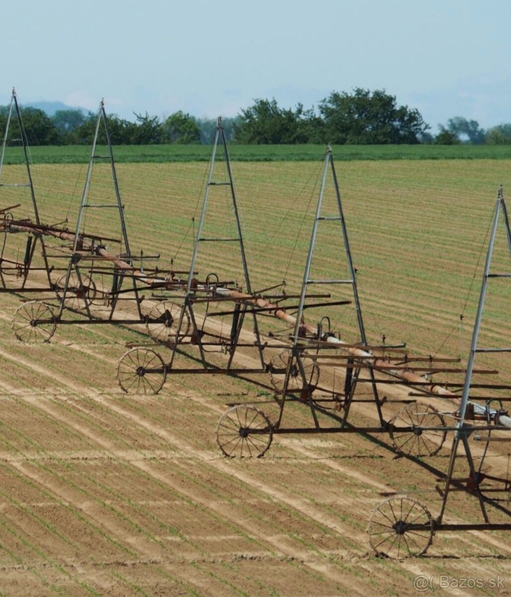 Predáme vozíky z pivotového zavlažovača Fregat, Fregata