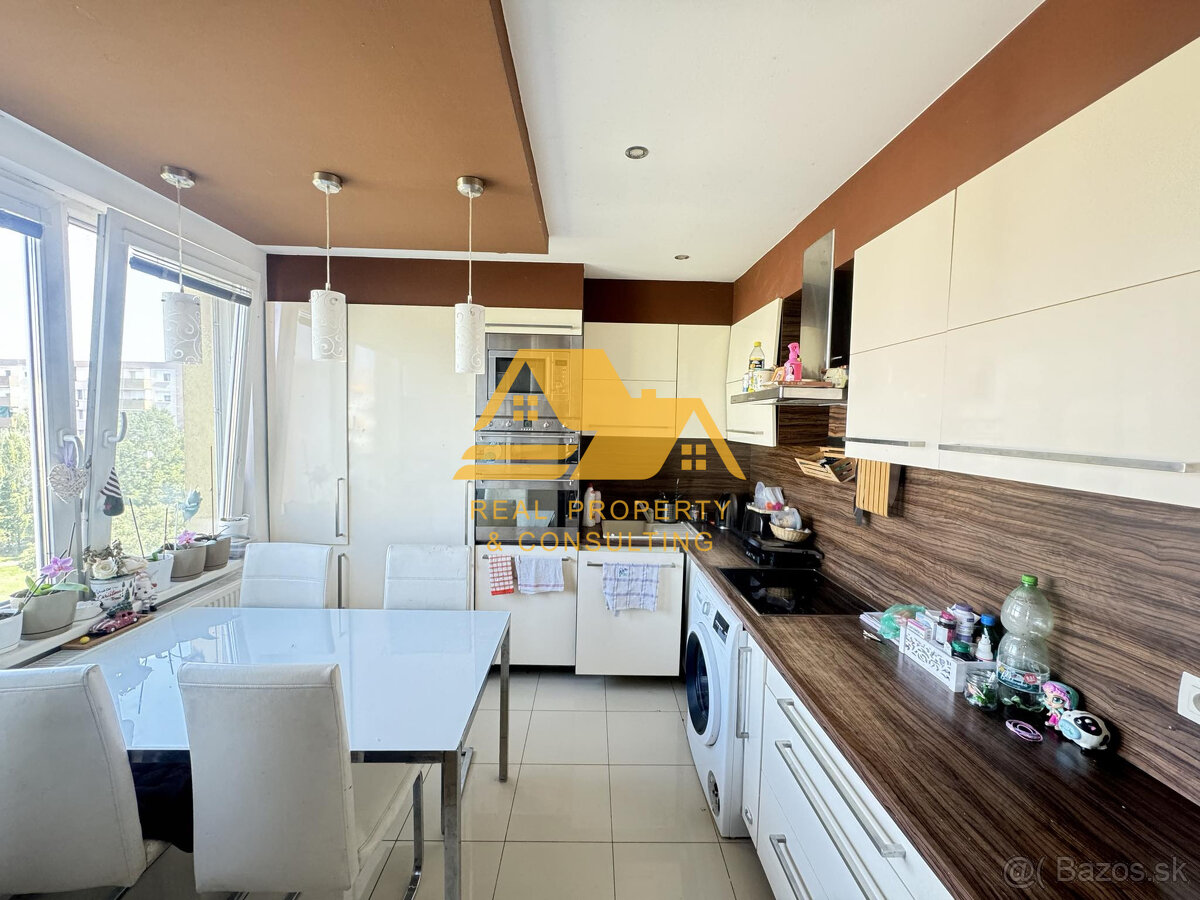 ExkluzívnePredám 3 izbový byt s 2 balkónmi v Nových Zámkoch