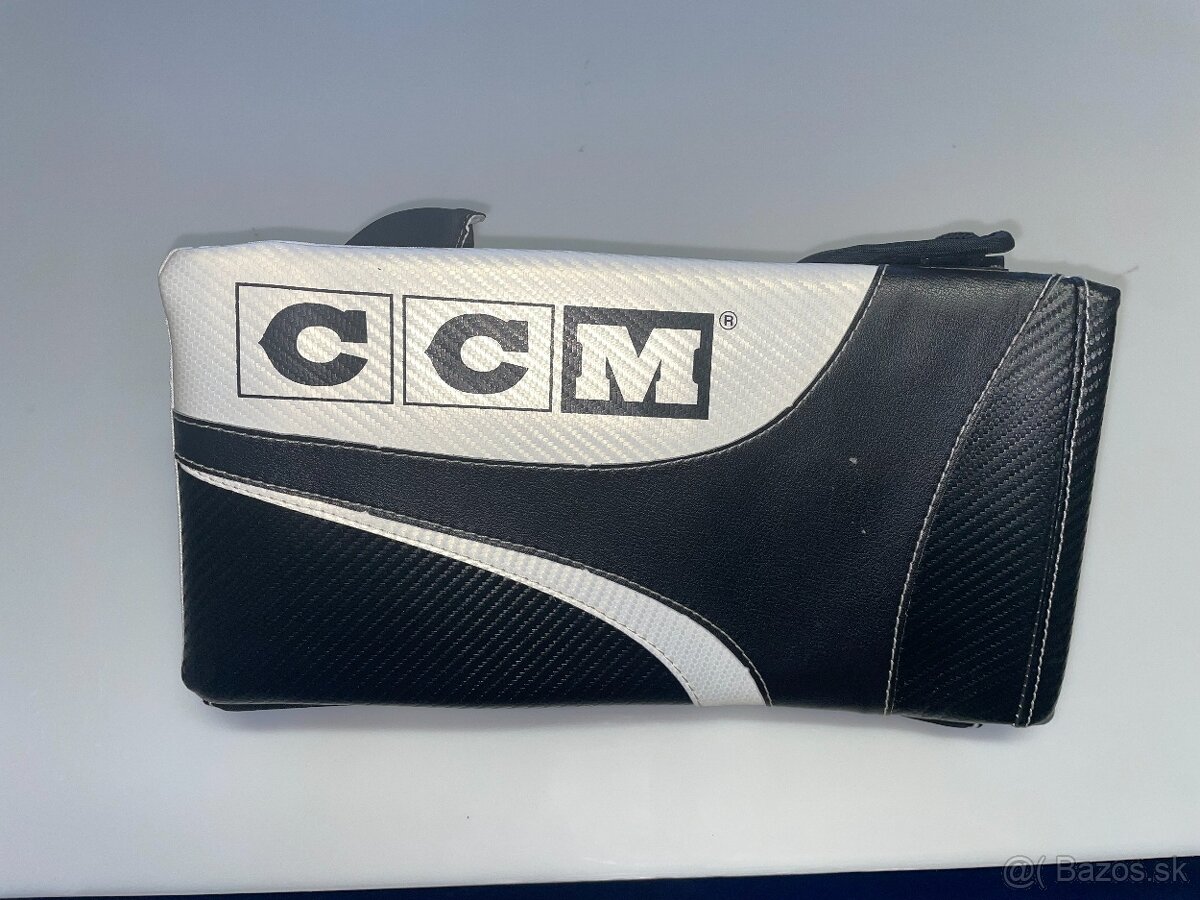 Vyrážačka  hokejová CCM Intermedial - M