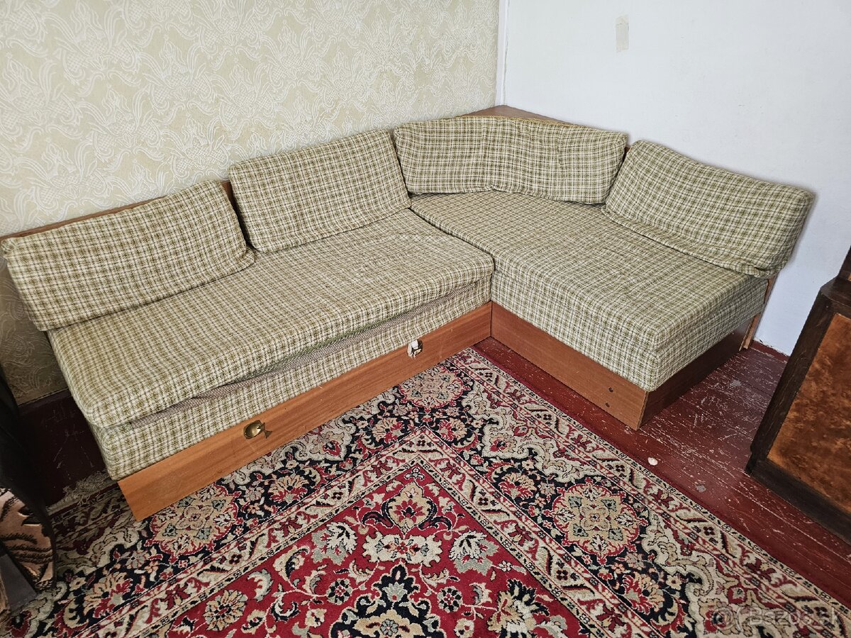 Predám rozťahovací mini gauč