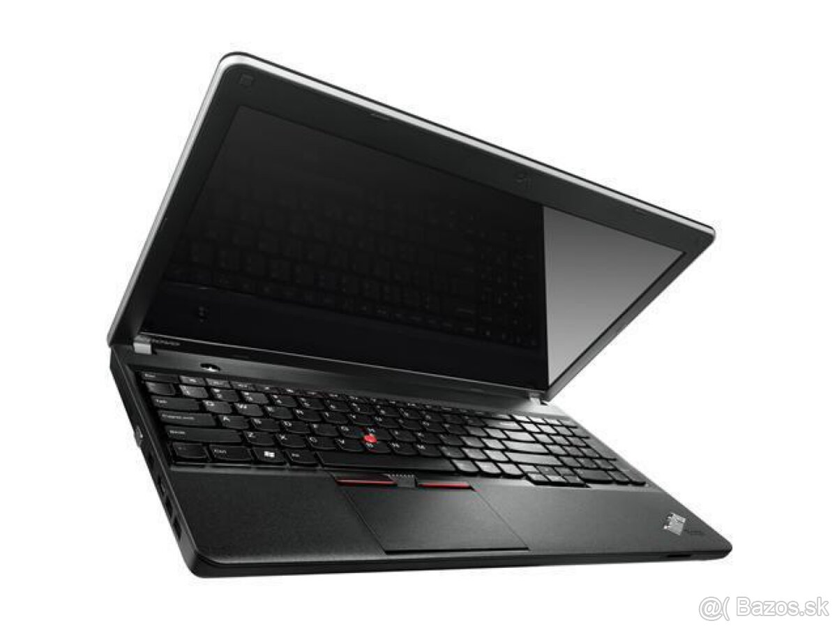 Kúpim spodnú vaňu a palmrest na Lenovo E530