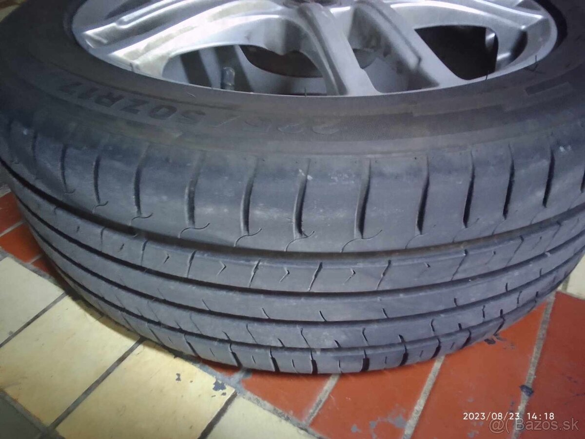 225/50 r17