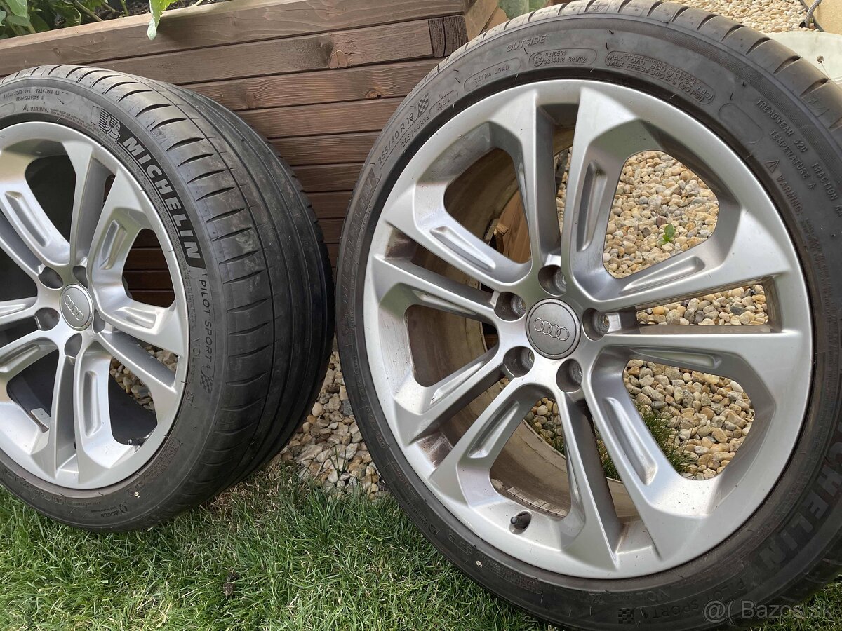 AUDi orig. Q3 5x112 8j x19 ET 36 255 40 R19