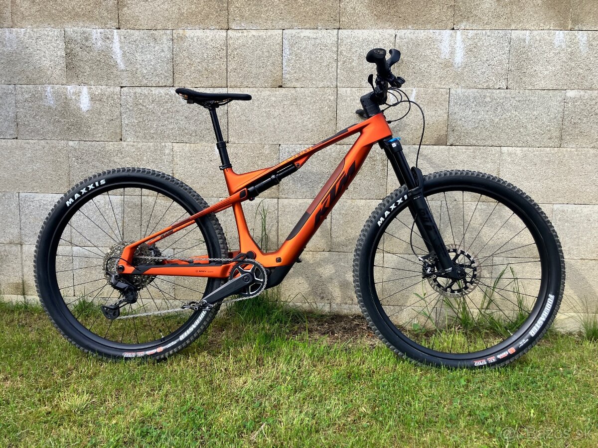 Celokarbónový elektrobicykel KTM Macina Scarp SX Master M/43