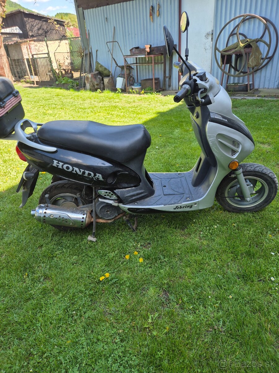 Adams 125