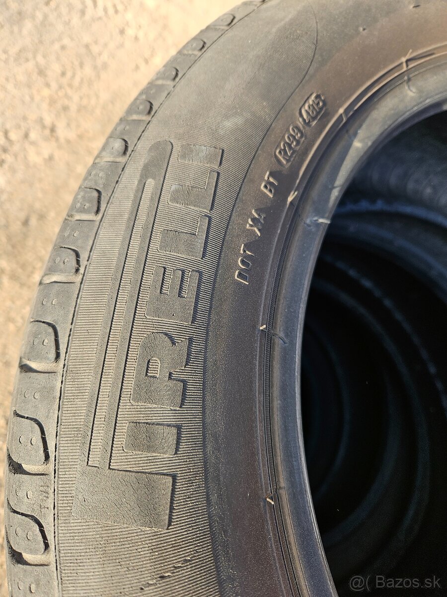 215 55 R16 letne Pirelli