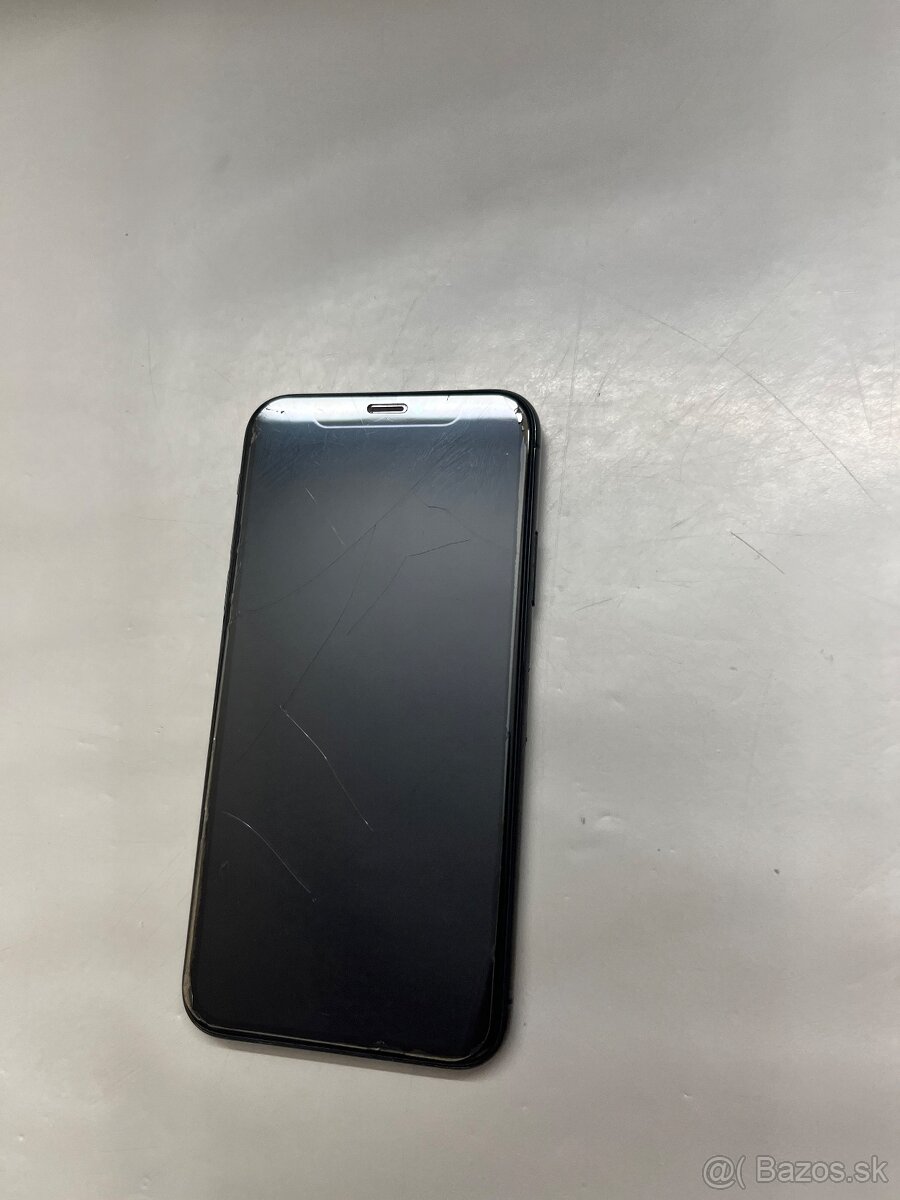 iPhone X